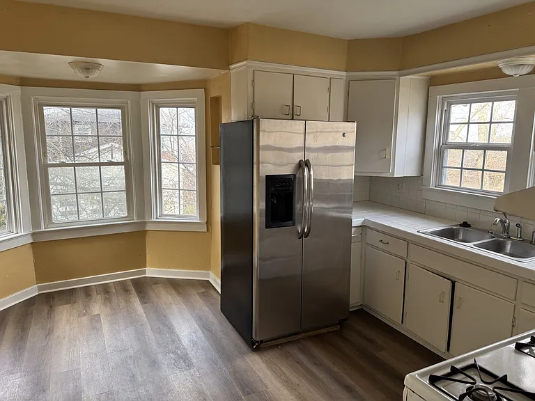 701 E Lafayette St — Photo 6