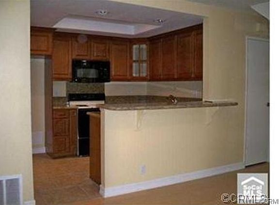 2nd image of 447 Deerfield Ave