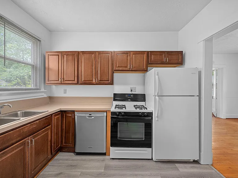 2890 Romana Pl #1 — Photo 16