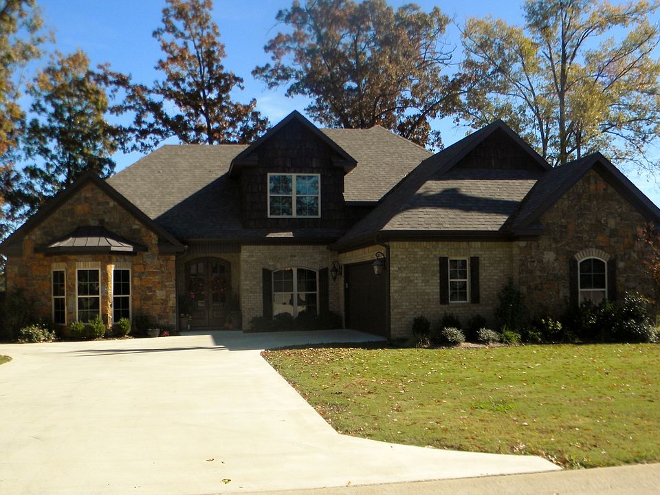 Front View of Home