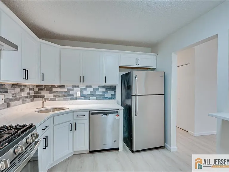 64 Taylor Dr #3212 — Photo 14