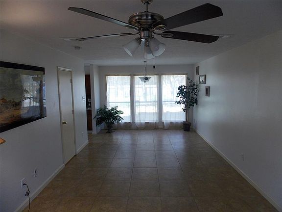 5th image of 6203 Star Lake Dr