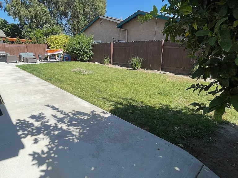 3503 Spruce Ct — Photo 4