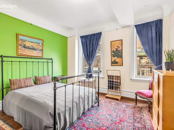 800 Riverside Drive image 10 of 16