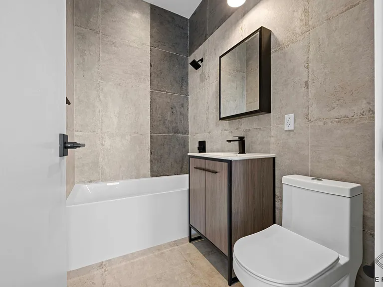 1120 Rogers Ave #2A — Photo 11