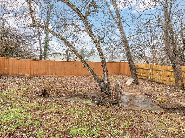 2603 Louise Ave — Photo 19