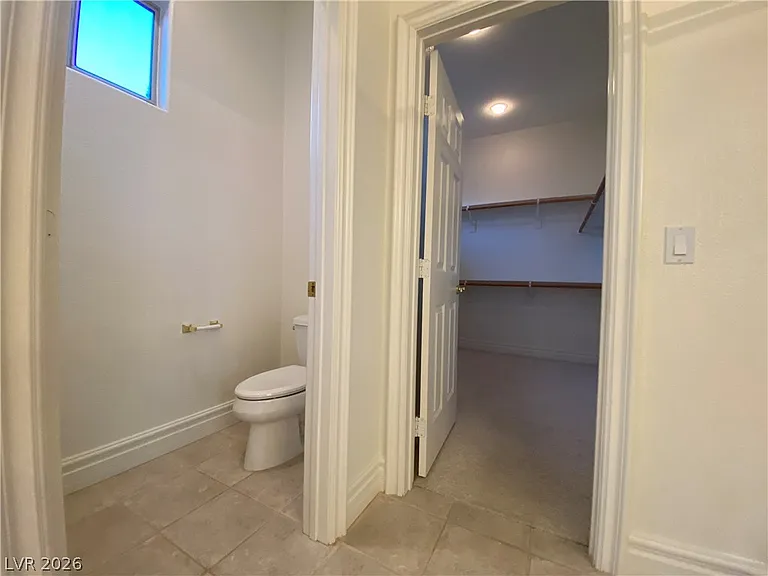386 Apple River Ct — Photo 14