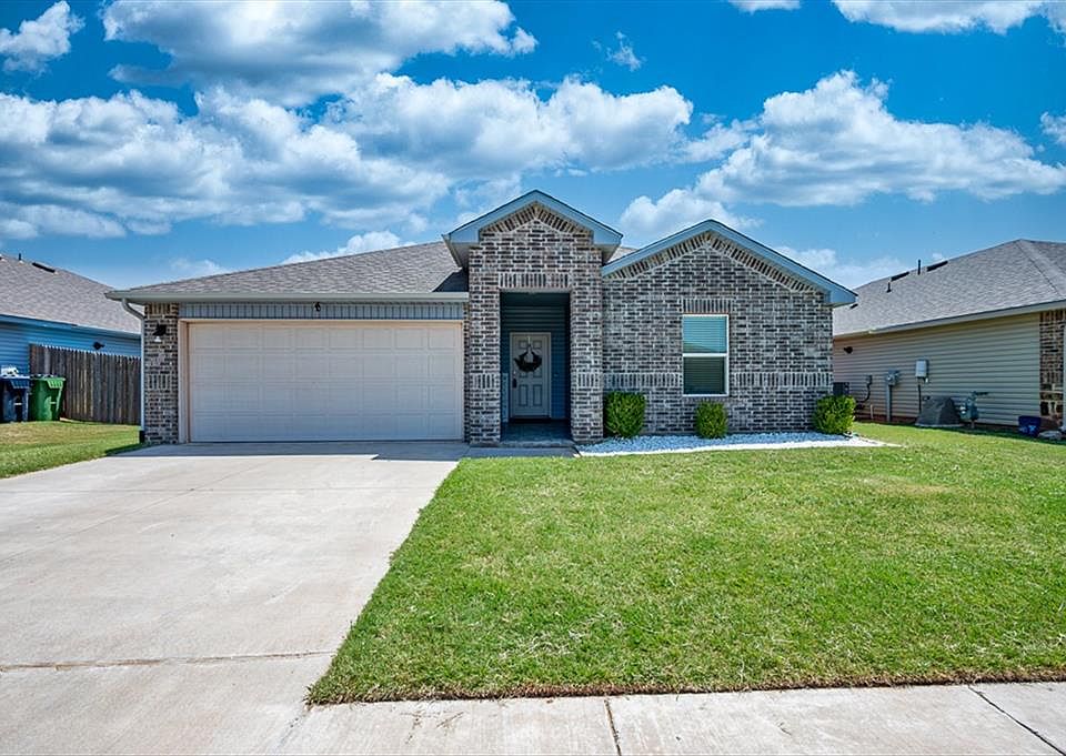 1st image of 3512 Moraine Dr