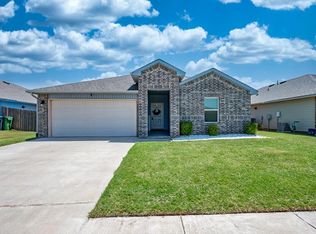 3512 Moraine Dr, Yukon, OK 73099