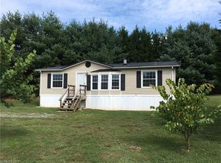 92 Sleepy Hollow Ln, Hendersonville, NC 28792