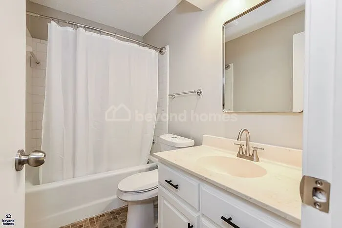 11 Lisa Ct — Photo 8