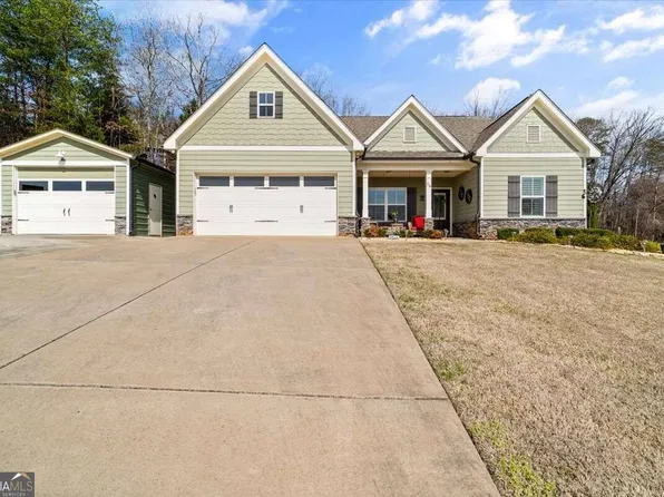 58 Glen Oaks Dr, Dawsonville, GA 30534