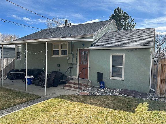 4th image of 1141 Terry Ave
