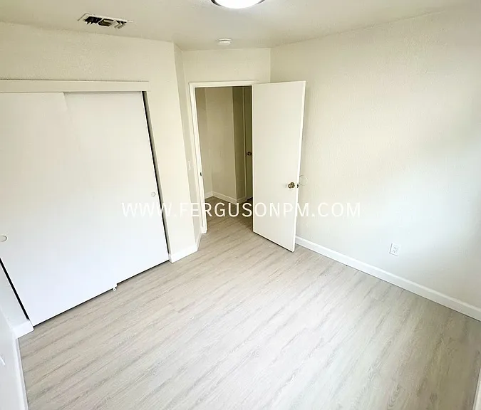 1320 Anna St — Photo 7