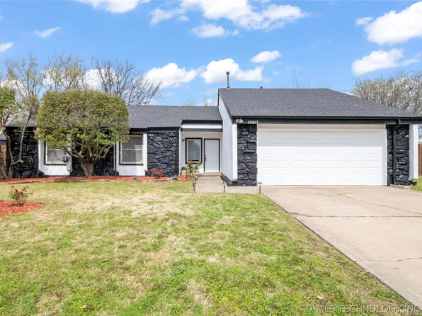 10017 E 33rd Pl, Tulsa, OK 74146