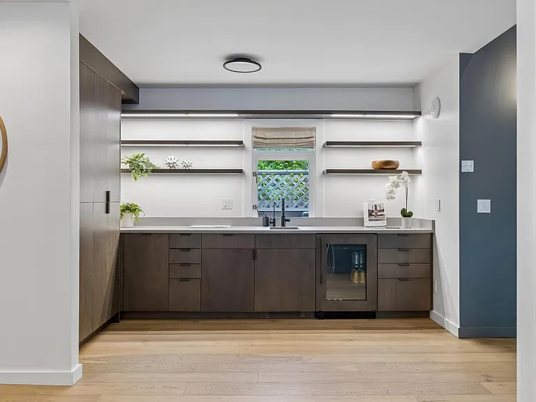 5932 California Ave SW #B — Photo 8