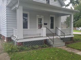 101 1/2 State St, La Porte, IN 46350