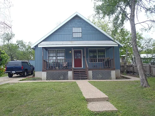 1609 W 11th St Photo 1