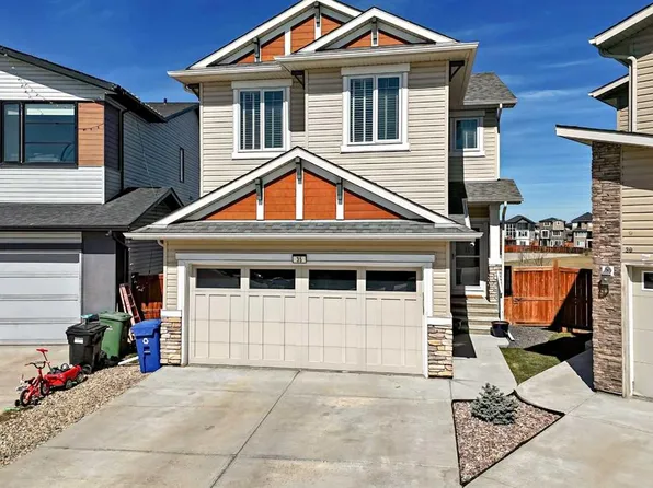 35 Walden Walk SE, Calgary, AB T2X 0Y4