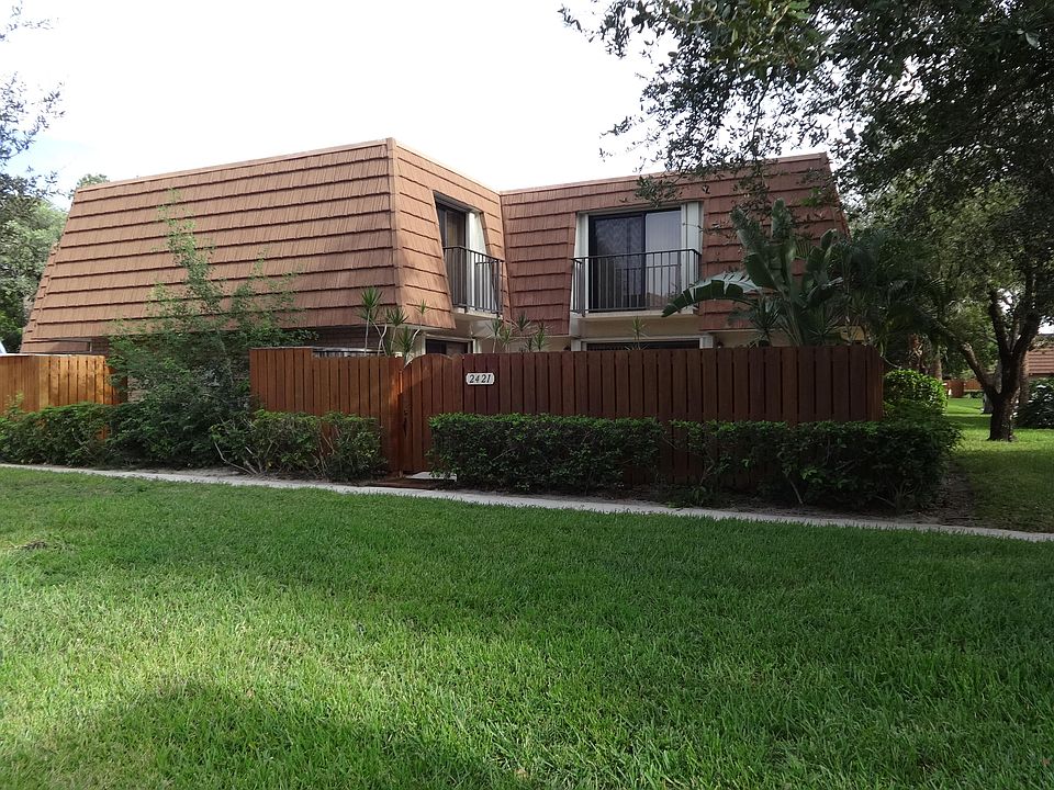 1st image of 2421 24th Ct #133B