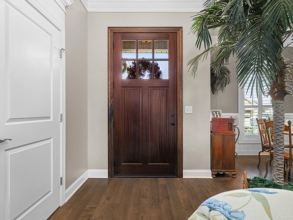 2nd image of 117 Tara Ct