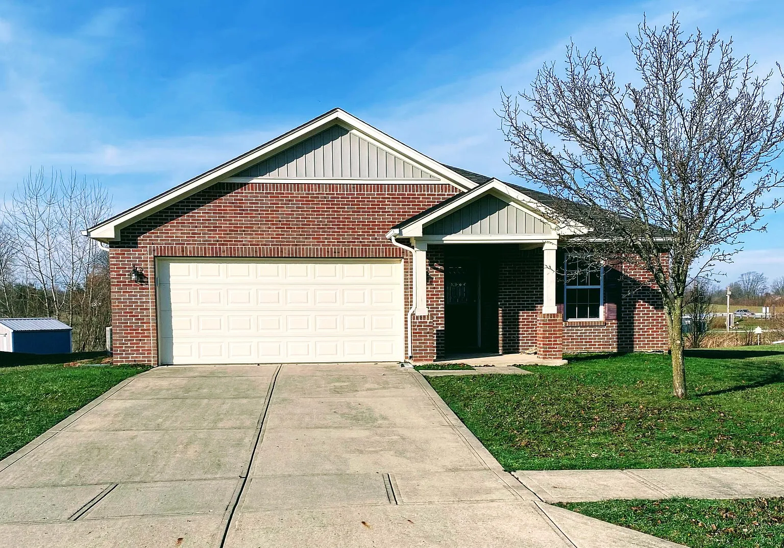 981 Nicole Way photo 1