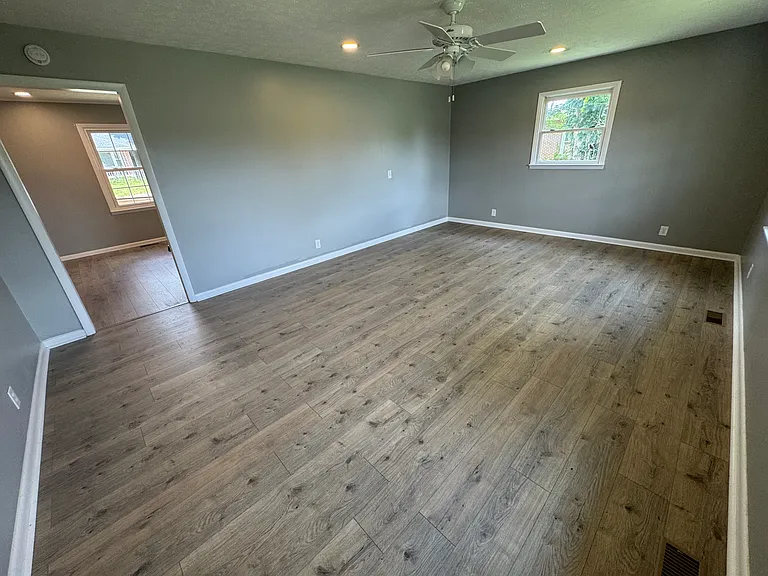 503 Center Dr — Photo 14