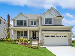 3828 Venard Rd, Downers Grove, IL 60515