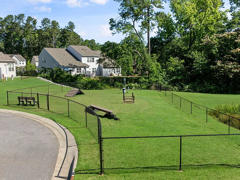Ashford Townes — Photo 6