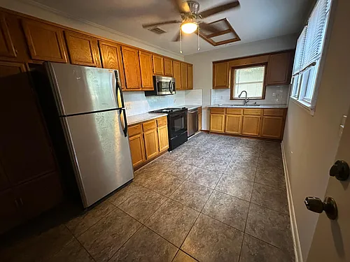 2114 Schumacher Ave #1 Photo 1
