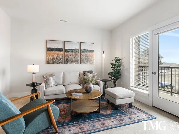 10 West at the Resort at Hansen Park