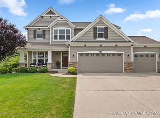 3016 Lehigh Trl, Jenison, MI 49428