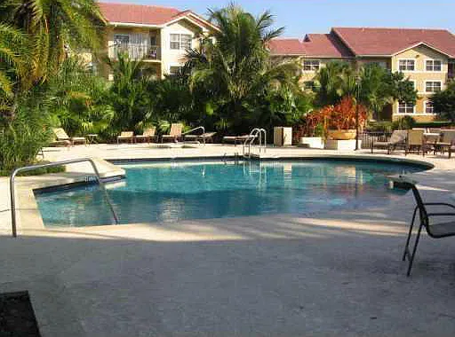 3 bed, 2.0 bath, 1166 sqft, $2,950 — Photo 1