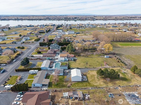 4th image of 7358 Blue Goose Road NE