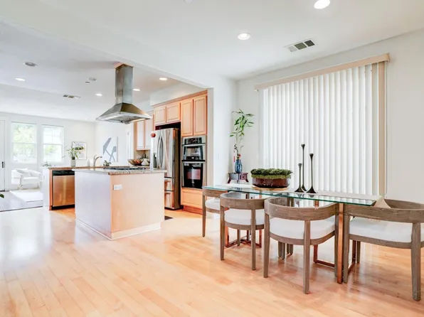 127 Cypress St, Pacifica, CA 94044