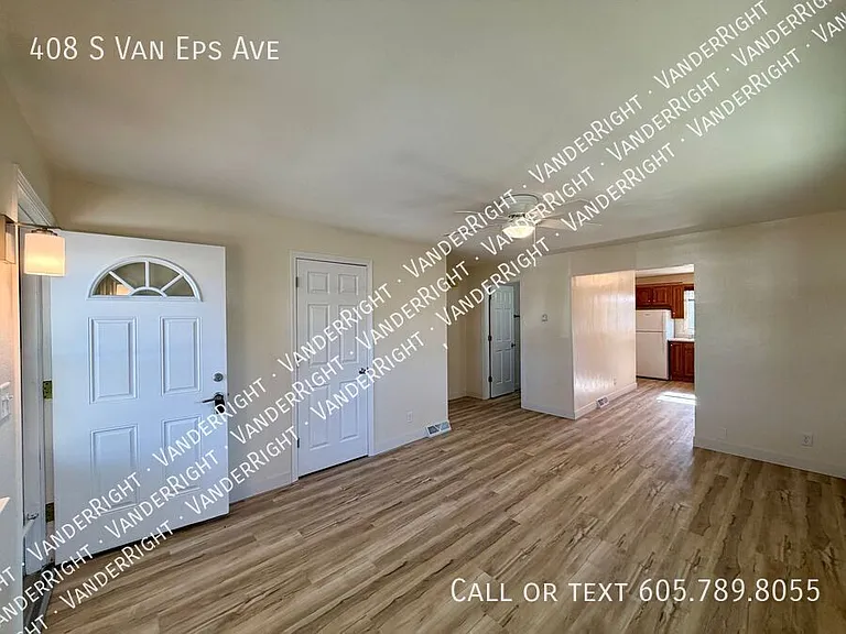 408 S Van Eps Ave — Photo 4