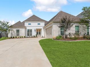 429 Blue Heron Ln, Madisonville, LA 70447