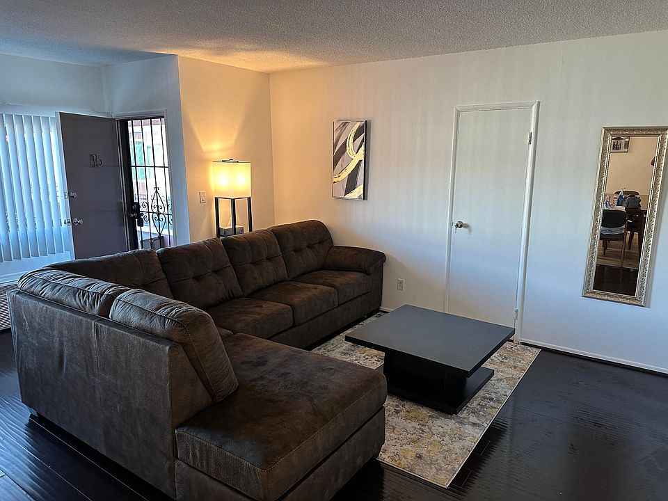 1st image of 12344 Burbank Blvd APT 15