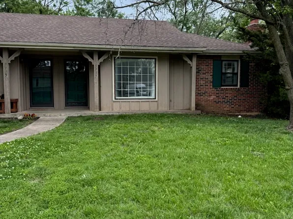 5937 Pflumm Rd #1, Shawnee, KS 66216