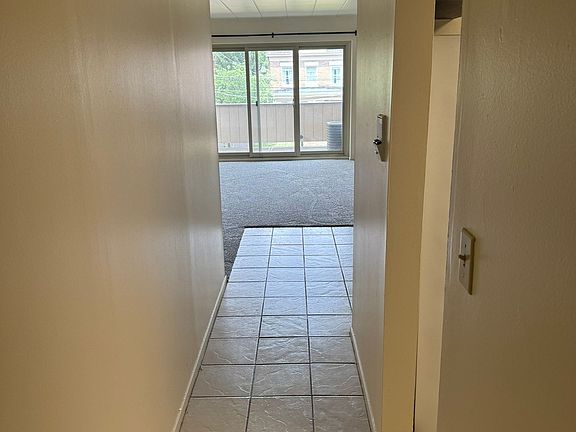 4th image of 6215 5th Ave #1B-1Ba-700Sqft