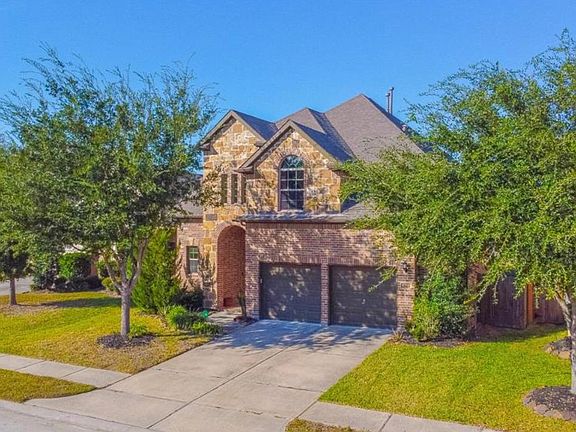 2nd image of 21334 Bishops Mill Ct