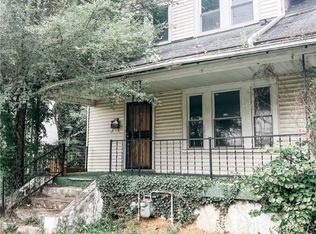 1261 Rosedale Dr, Dayton, OH 45402