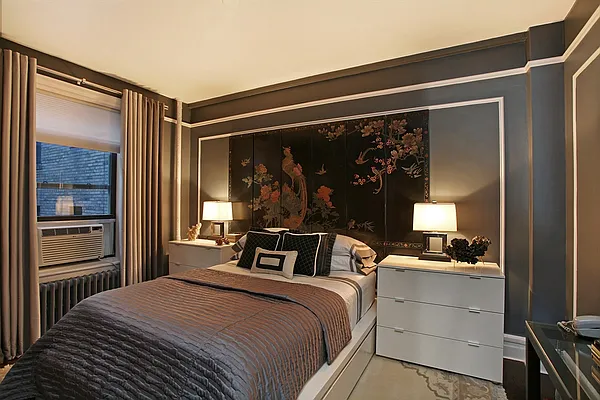 Sold by Corcoran | media 19