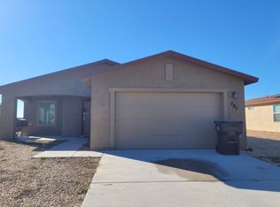 781 Nuevo Desierto Dr, Horizon City, TX 79928