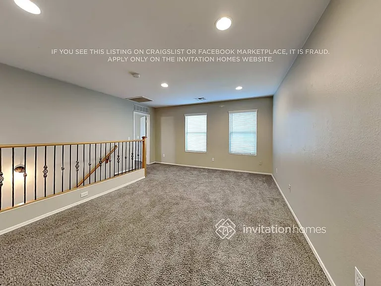 9444 W Wilshire Ave — Photo 14