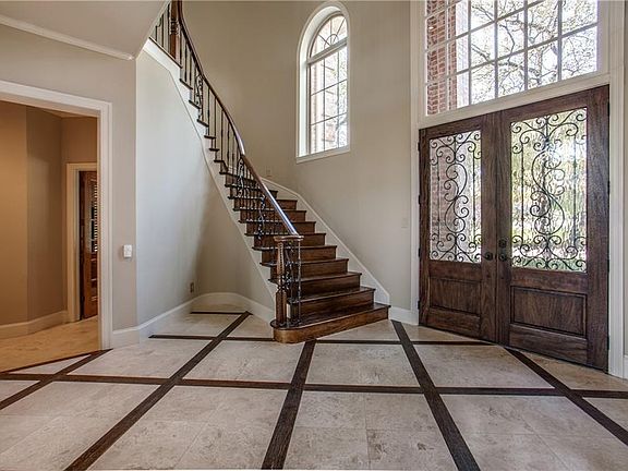 4th image of 4 Spyglass Ct