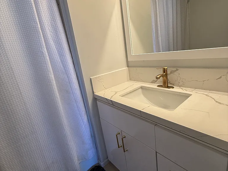 2499 Kapiolani Blvd #1201 — Photo 9