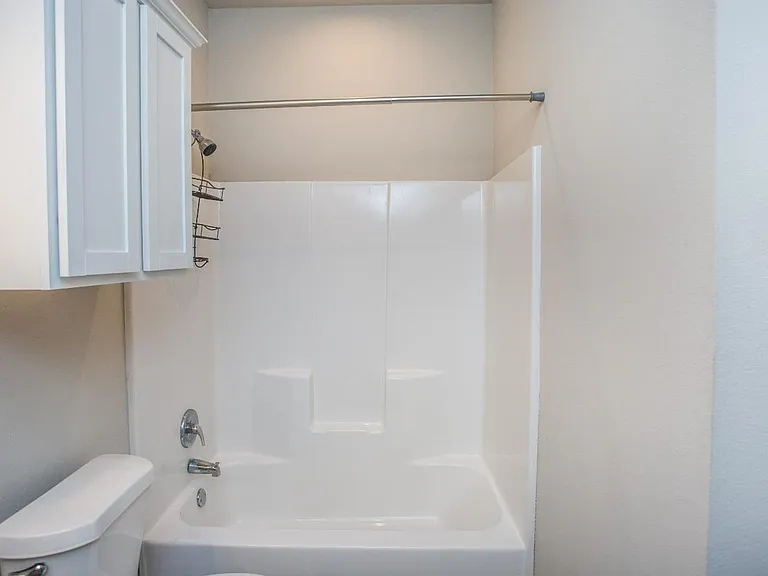 1717 102nd St — Photo 21