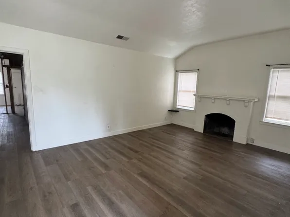 1361 N Safford Ave, Fresno, CA 93728