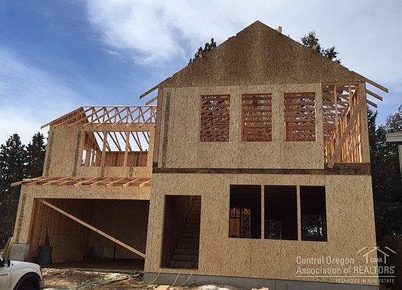 3rd image of 61523 SE Lincoln Ln Lot 1